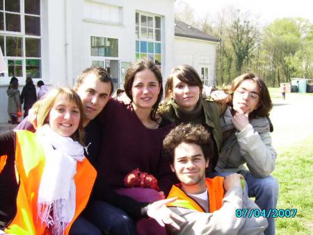 Candice, Julien, Charlotte, Lucie, Antoine et Romain